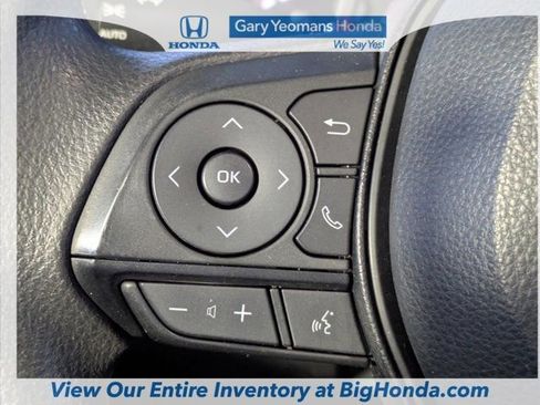 Used 2022 Toyota RAV4 XLE image 25