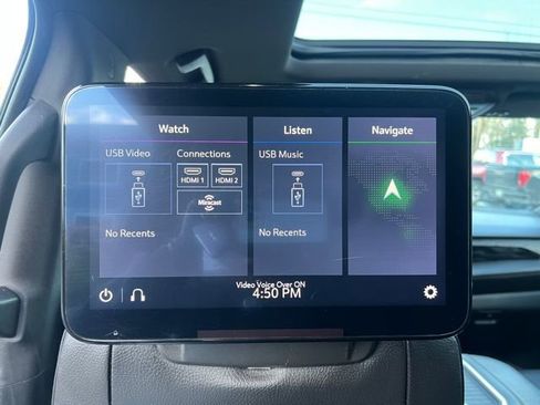 Used 2021 GMC Yukon XL Denali w/ Denali Premium Package image 16