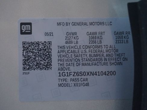 Used 2022 Chevrolet Bolt EUV Premier w/ Launch Edition image 39