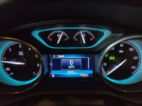 Used 2017 Buick Envision Essence image 23