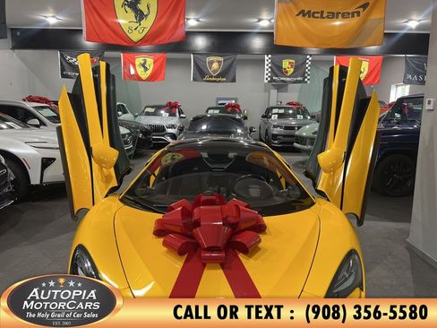 Used 2017 McLaren 570S RWD image 10