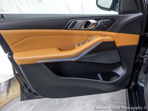 Used 2024 BMW X7 xDrive40i w/ M Sport Package image 26