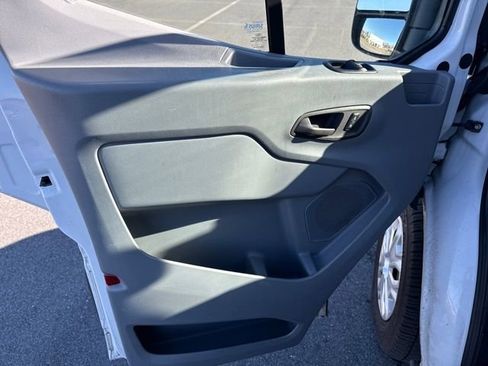 Used 2016 Ford Transit 350 XLT image 23