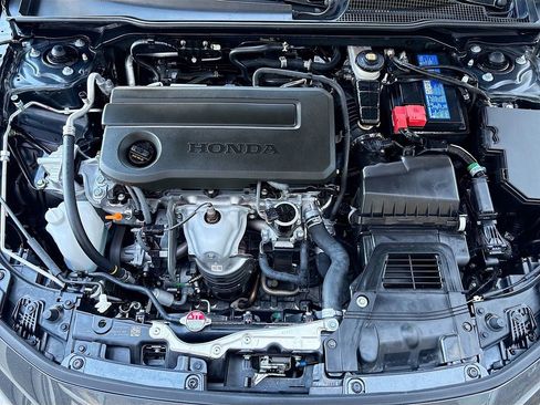 Used 2025 Honda Civic Sport image 28