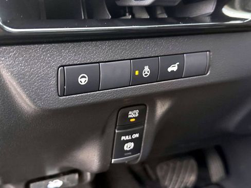 Certified 2025 Nissan Murano SL image 22