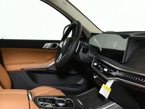 New 2026 BMW X7 xDrive40i AWD/4WD image 34
