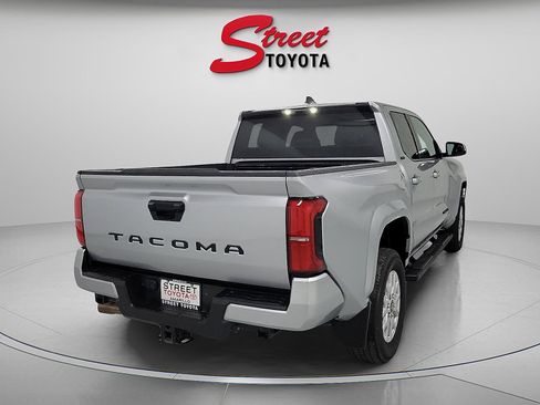 Certified 2024 Toyota Tacoma SR5 image 4