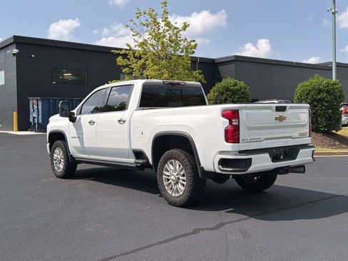 Used 2022 Chevrolet Silverado 3500 High Country w/ Z71 Off-Road Package AWD/4WD image 13