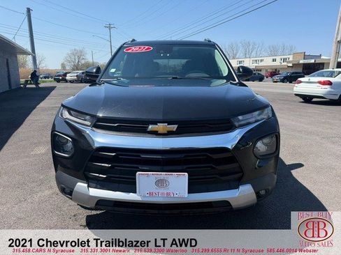 Used 2021 Chevrolet TrailBlazer LT AWD/4WD image 8