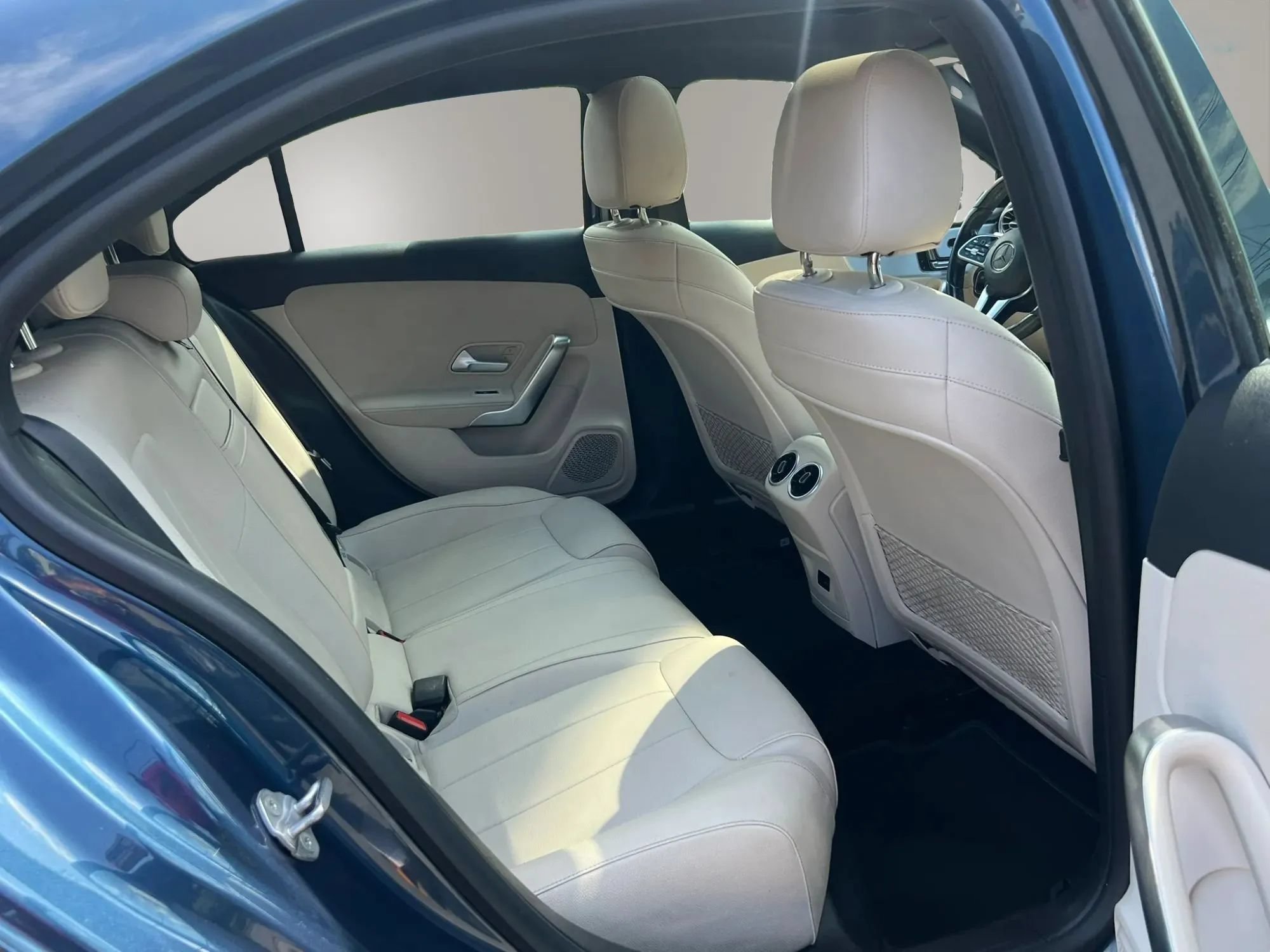 Used 2021 Mercedes-Benz A 220 4MATIC w/ Premium Package image 28