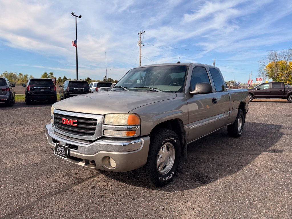 Used 2003 GMC Sierra 1500 SLT w/ SLT Preferred Equipment Group AWD/4WD image 12