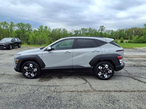Used 2025 Hyundai Kona SEL FWD image 38