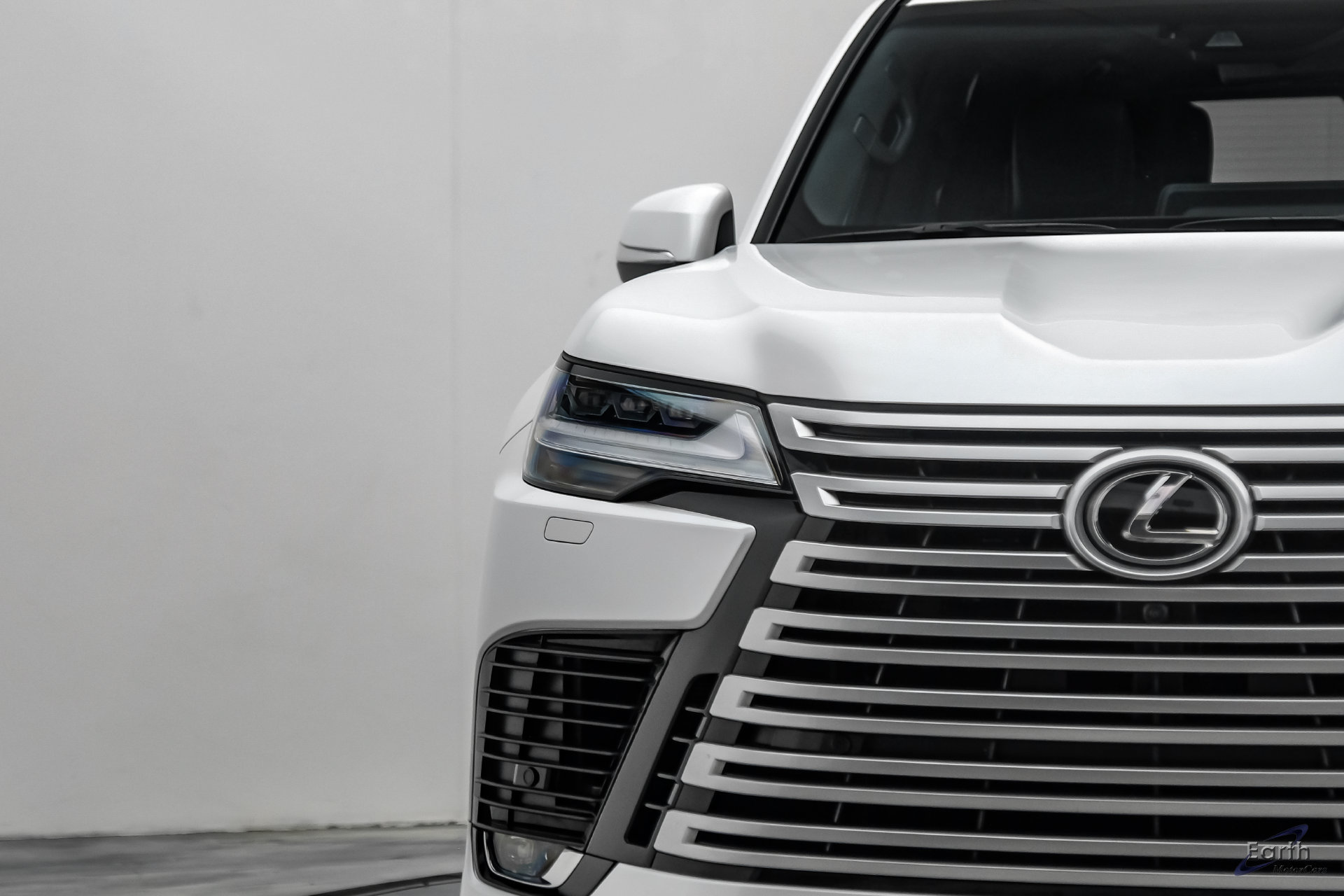 Used 2023 Lexus LX 600 4WD w/ Accessory Package (Z1) image 30