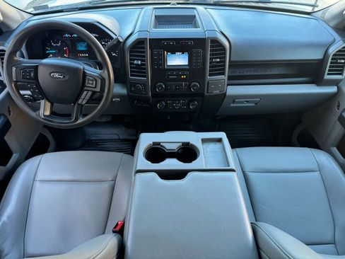 Used 2022 Ford F250 XL w/ Power Equipment Group image 6