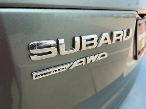 Used 2016 Subaru Forester 2.5i Premium w/ All-Weather Package AWD/4WD image 6