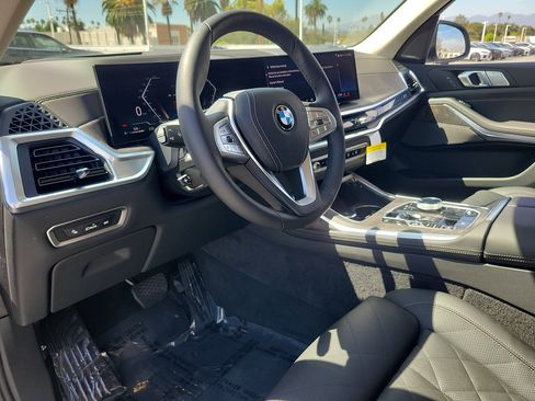 Used 2026 BMW X7 xDrive40i AWD/4WD image 21