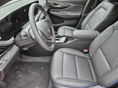 New 2026 Buick Envista Sport Touring w/ Convenience I Package image 9