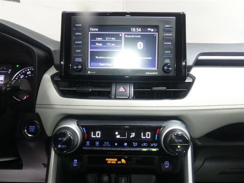 Used 2020 Toyota RAV4 XLE w/ Convenience Package AWD/4WD image 36