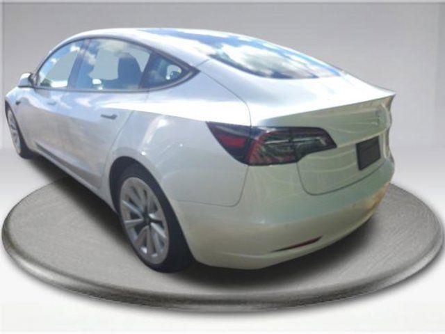 Used 2022 Tesla Model 3 Long Range AWD/4WD image 11