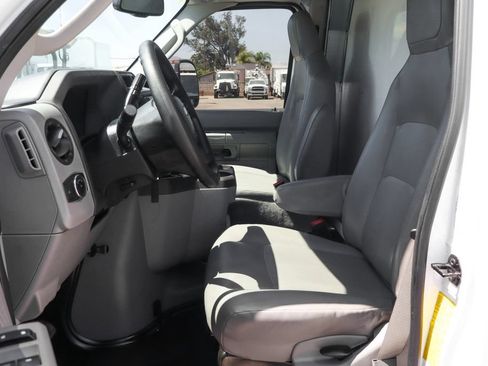 Used 2024 Ford E-450 and Econoline 450 Super Duty w/ Power Windows & Locks Group RWD image 19