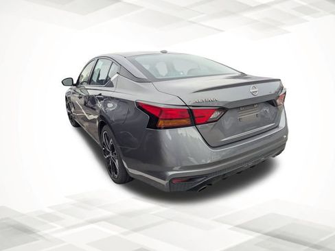 Used 2024 Nissan Altima 2.5 SR image 4