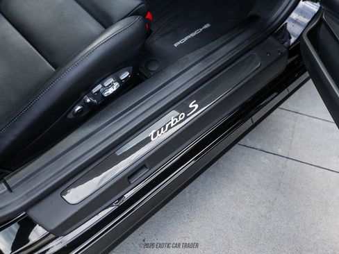 Used 2014 Porsche 911 Turbo S image 41