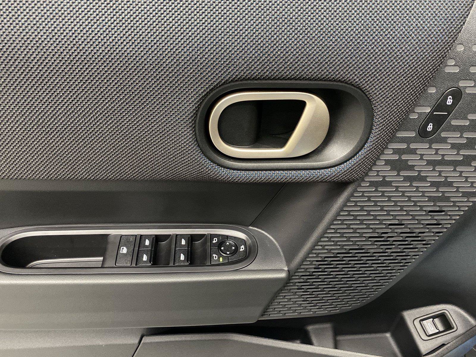 New 2026 MINI Cooper 4-Door Hardtop FWD image 19