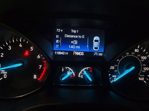Used 2017 Ford Escape SE w/ Equipment Group 201A AWD/4WD image 23