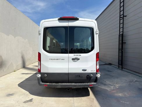 Used 2019 Ford Transit 350 XL image 6
