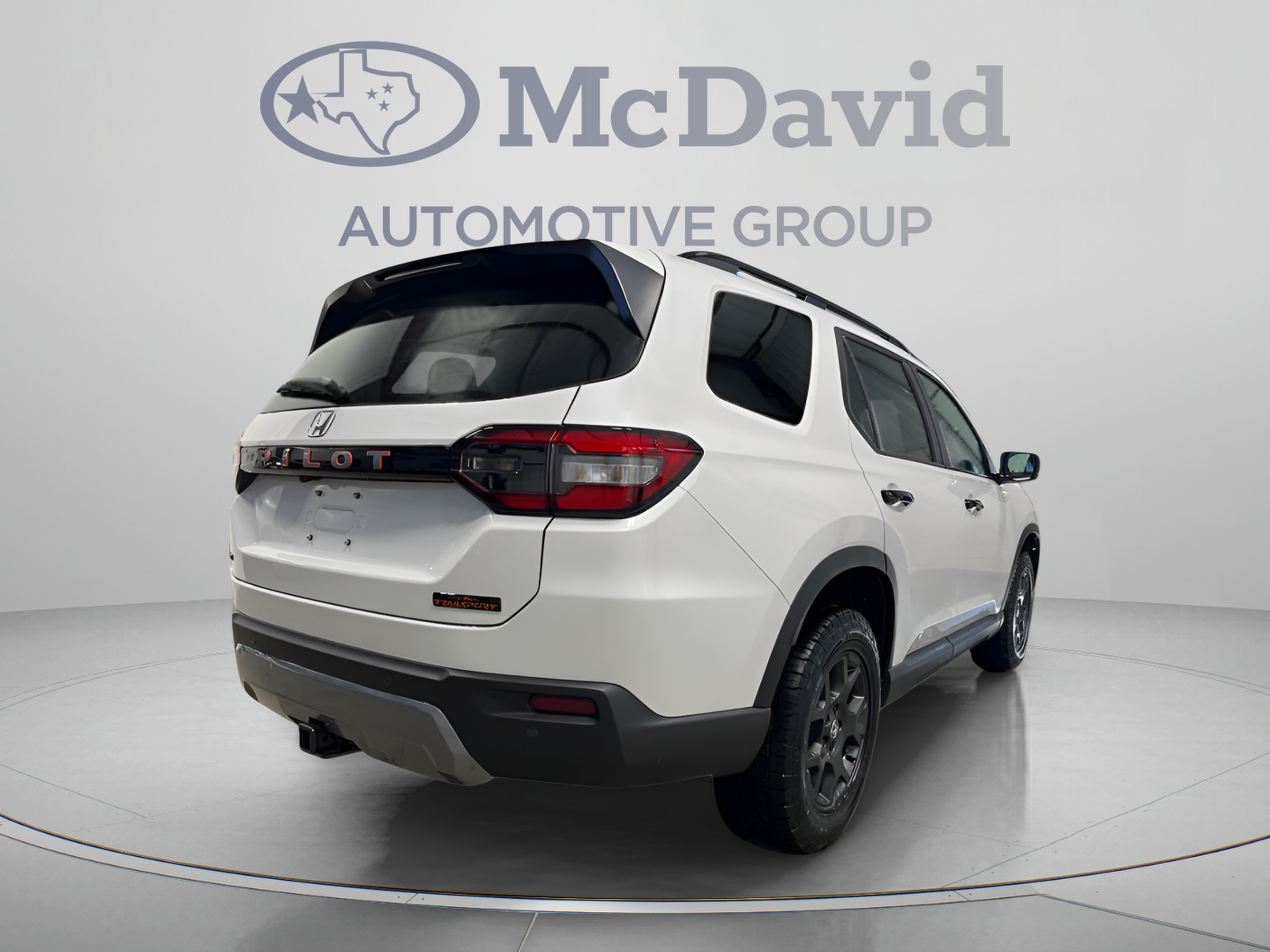 New 2026 Honda Pilot TrailSport image 6