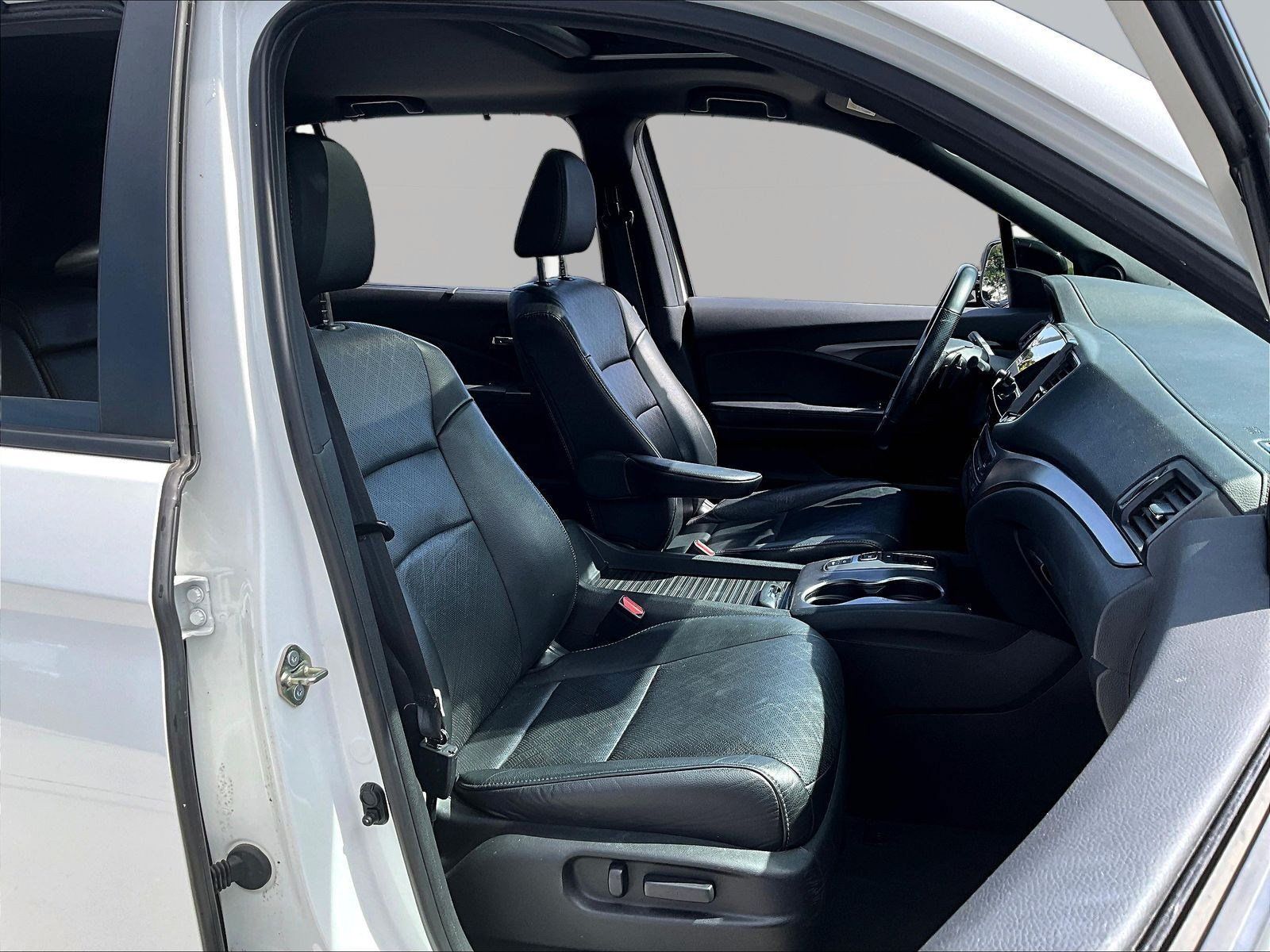 Used 2020 Honda Passport EX-L image 28