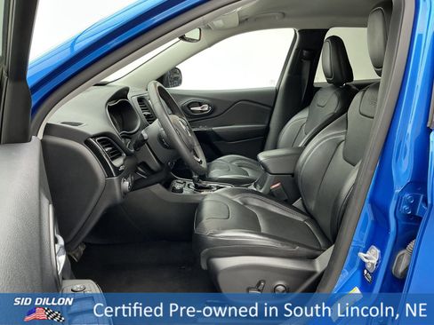 Used 2023 Jeep Cherokee Altitude Lux image 16