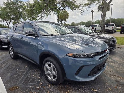 Used 2025 Dodge Hornet GT Plus w/ GT Plus Package image 2