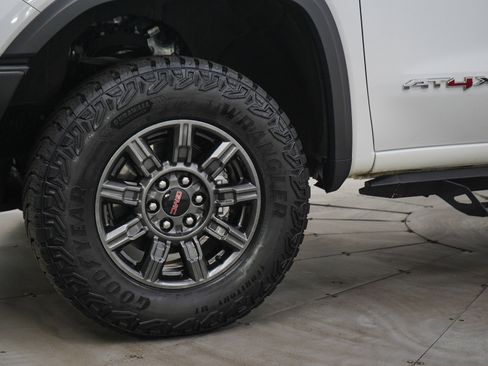 Used 2024 GMC Sierra 1500 AT4X AWD/4WD image 31