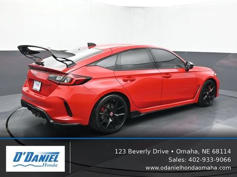 Used 2025 Honda Civic Type R image 6