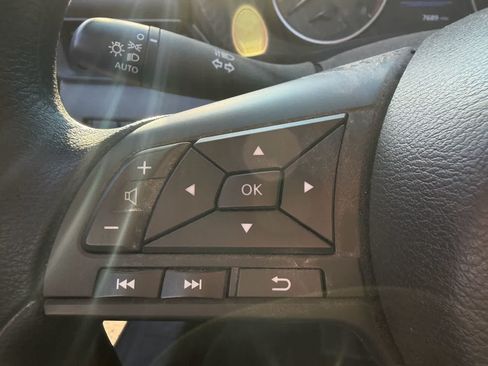 Certified 2025 Nissan Sentra S FWD image 9