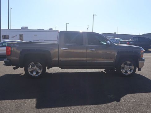Used 2015 Chevrolet Silverado 1500 LTZ Z71 w/ LTZ Plus Package image 7