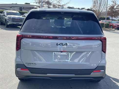 New 2026 Kia Carnival SX Prestige image 10