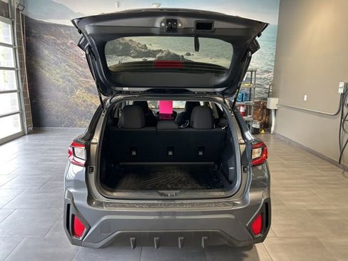 Used 2025 Subaru Crosstrek 2.0i Premium AWD/4WD image 29