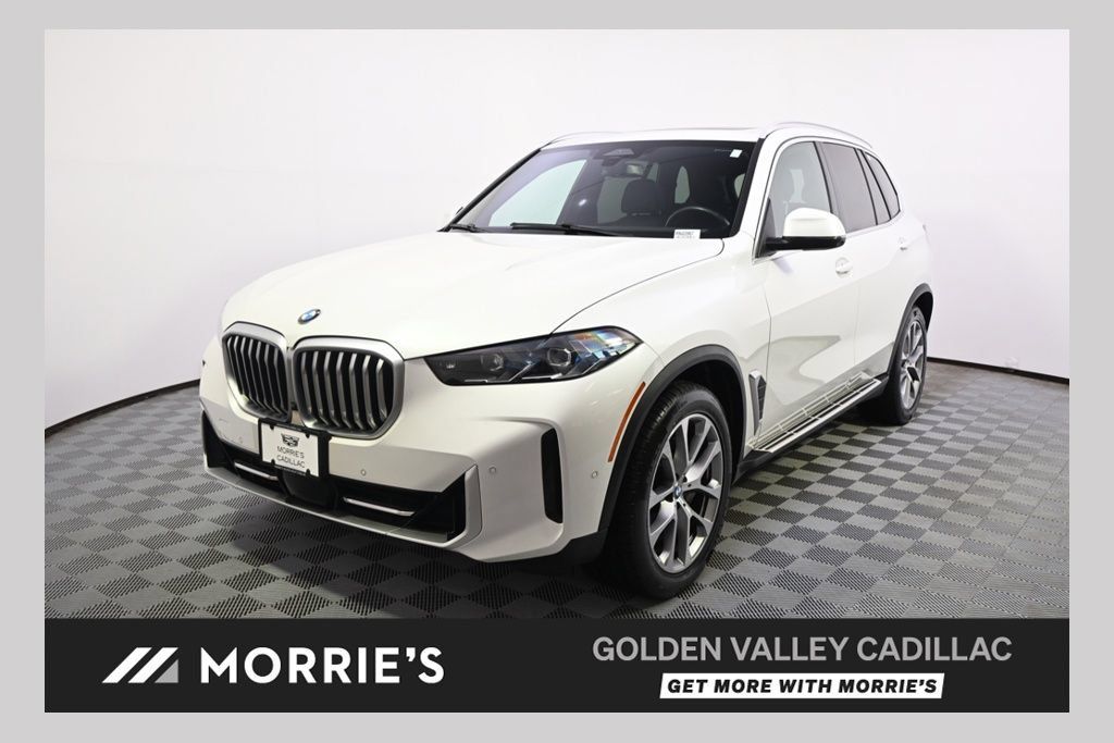 Used 2024 BMW X5 xDrive40i AWD/4WD image 1