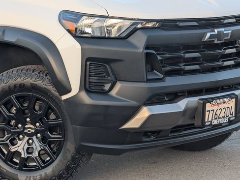 Used 2024 Chevrolet Colorado Trail Boss w/ Safety Package AWD/4WD image 3