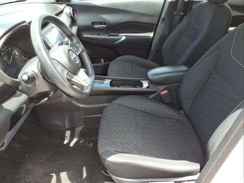 Used 2022 Nissan Kicks SV FWD image 16