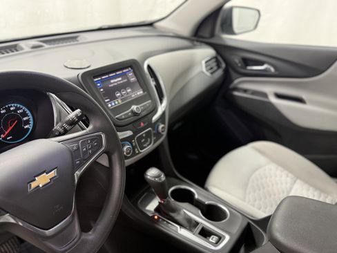 Certified 2021 Chevrolet Equinox LS image 21