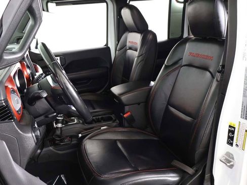 Used 2022 Jeep Wrangler Unlimited Rubicon w/ Cold Weather Group image 26