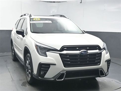 Used 2025 Subaru Ascent Touring w/ Popular Package #1 image 2
