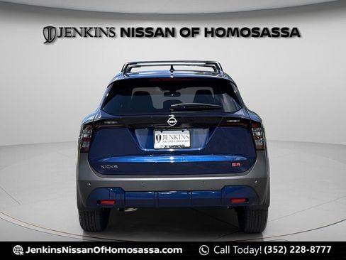 New 2026 Nissan Kicks SR image 5