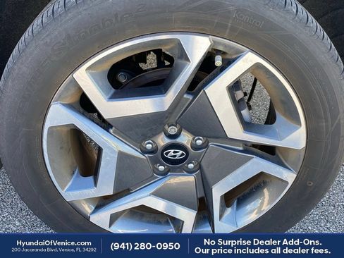 Used 2024 Hyundai Palisade Limited FWD image 22