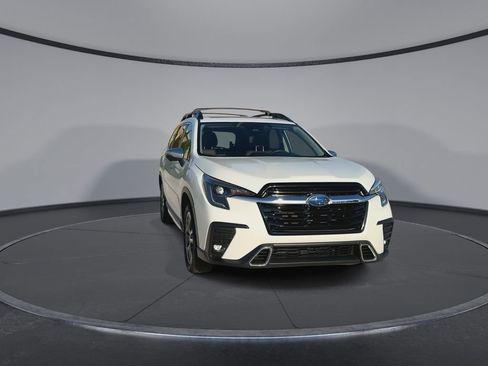 Used 2023 Subaru Ascent Touring AWD/4WD image 3