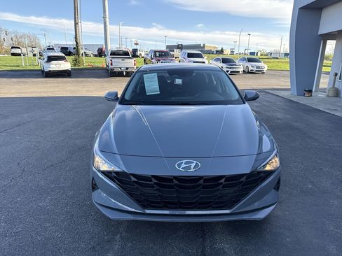 Used 2022 Hyundai Elantra SEL image 16