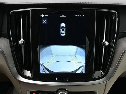 Used 2023 Volvo S60 B5 Ultimate w/ Protection Package Premier FWD image 22